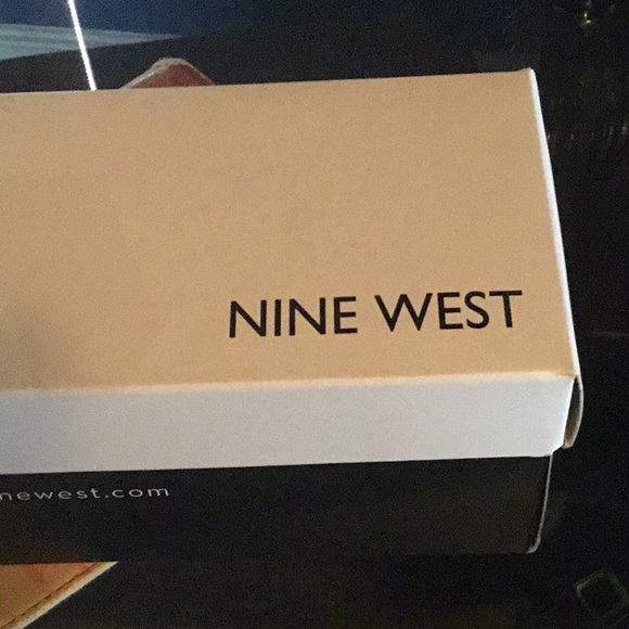 Ladies Raffia Sandals - Picture 4 of 4